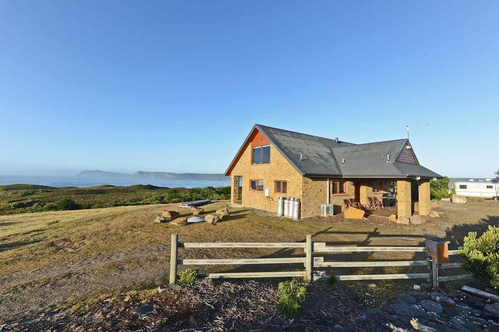 Cloudy Bay Villa South Bruny Exterior photo